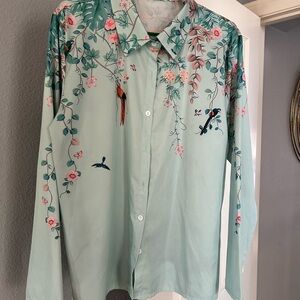 Women’s Light Mint Green Floral & Bird Print Button-Up Shirt